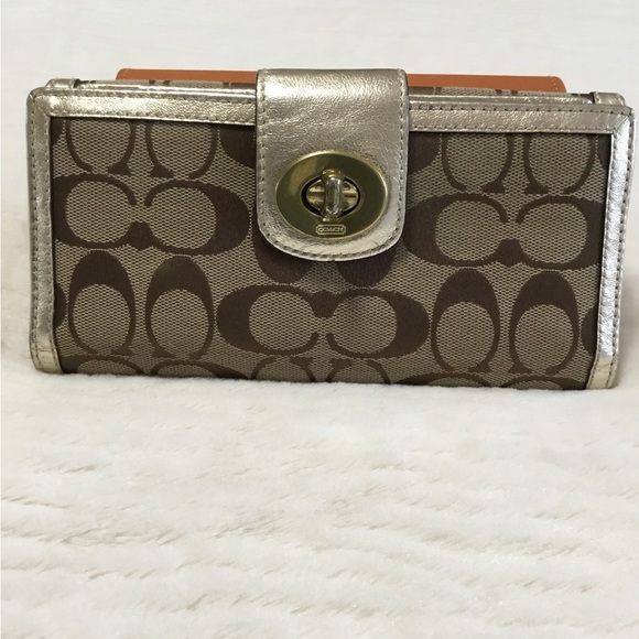 Coach signature turn lock wallet - Picture 5 of 12